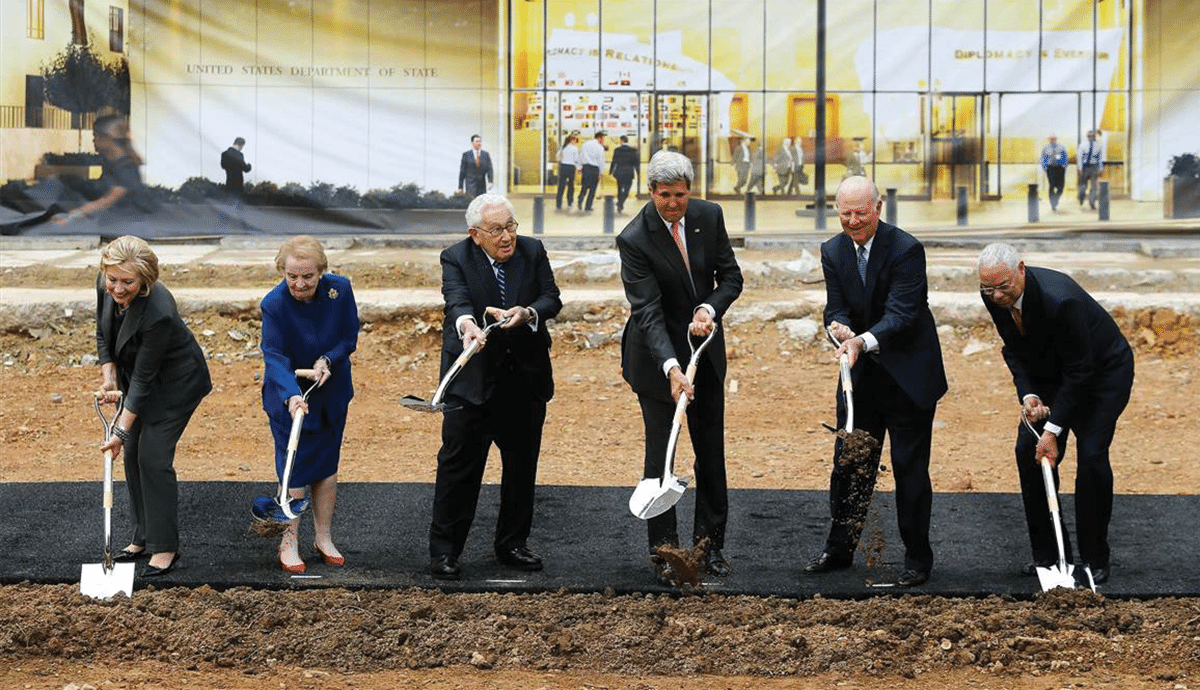 Secretaries of State break ground for the glass entrance pavilion: Hillary Rodham Clinton; Madeleine K. Albright; Henry A. Kissinger; John F. Kerry; James A. Baker, III; and Colin L. Powell.